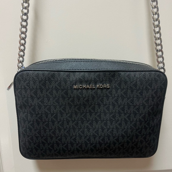 Handbags - Michael Kors adjustable crossbody